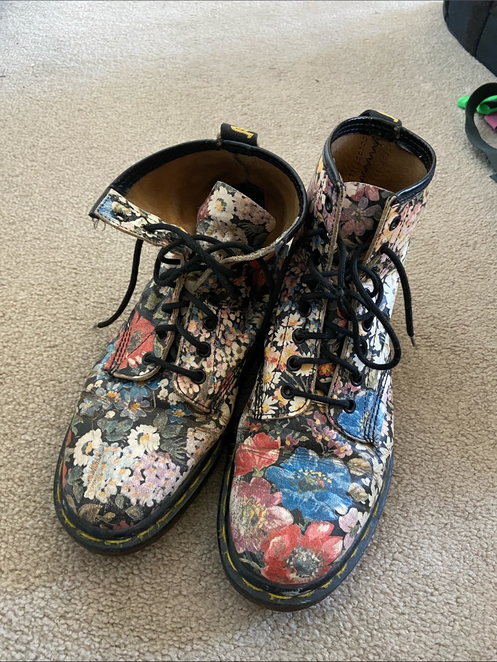 Dr.Martens Vintage Floral Made In England Pascal Boots